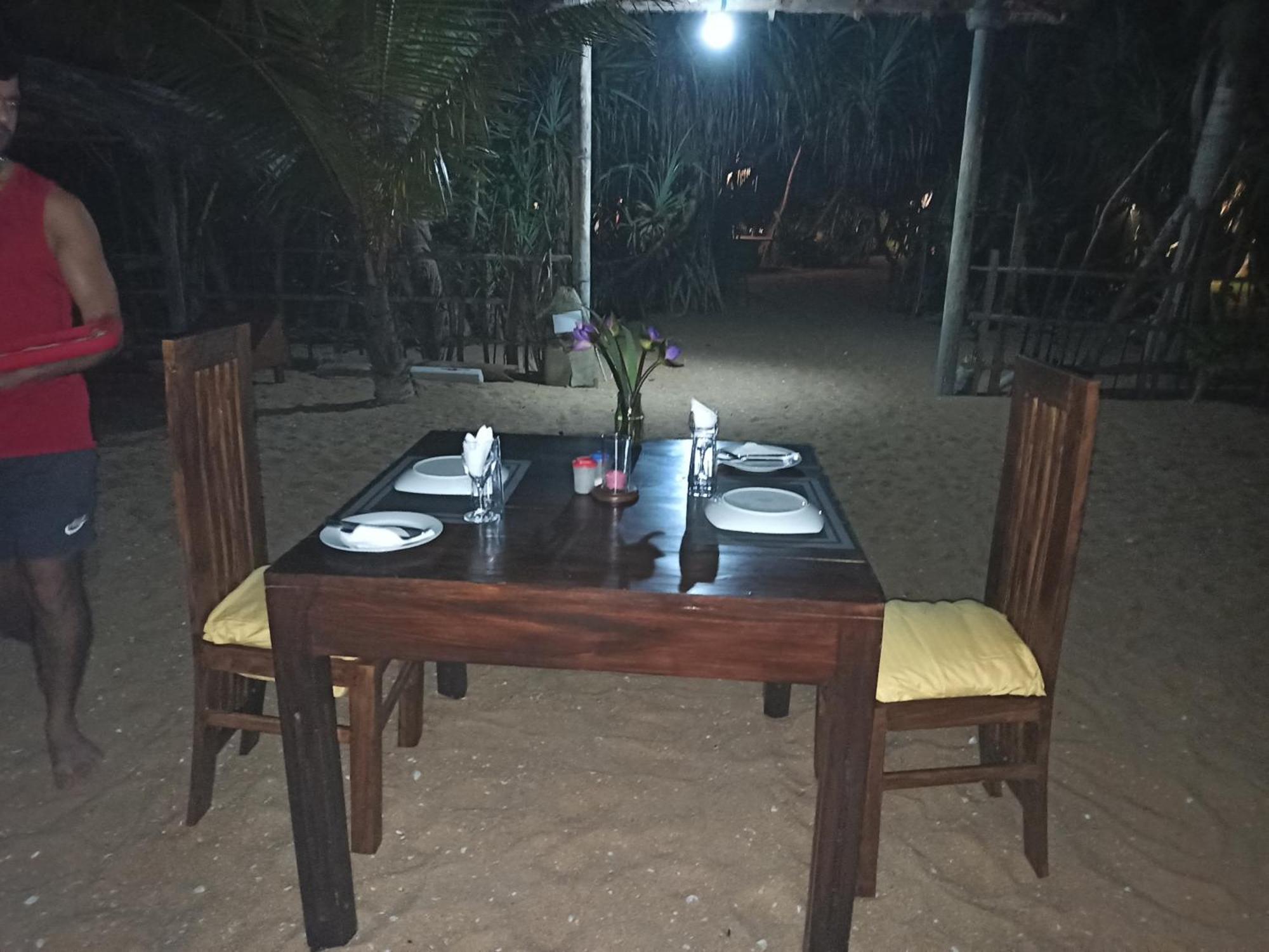 Ravana - Beach Cabanas Hikkaduwa Exterior photo
